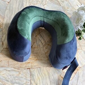 Cabeau Evolution Earth Travel Neck Pillow Blue Green Zippered Case